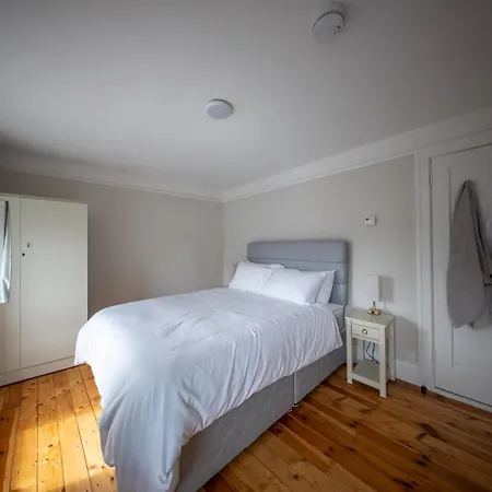 Spacious Townhouse In Kinvara Perfect For Groups *